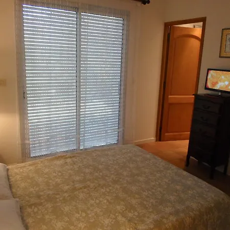 Bed & Breakfast Chambre D'hotes Chenes-pierres