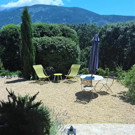 Chambre D'hotes Chenes-pierres Bed & Breakfast *